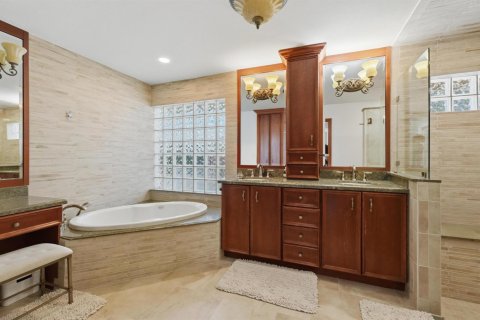 Villa ou maison à vendre à Coral Springs, Floride: 4 chambres, 247.31 m2 № 2087401 - photo 18