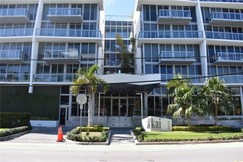 Condo à Bay Harbor Islands, Floride, 2 chambres  № 1970963