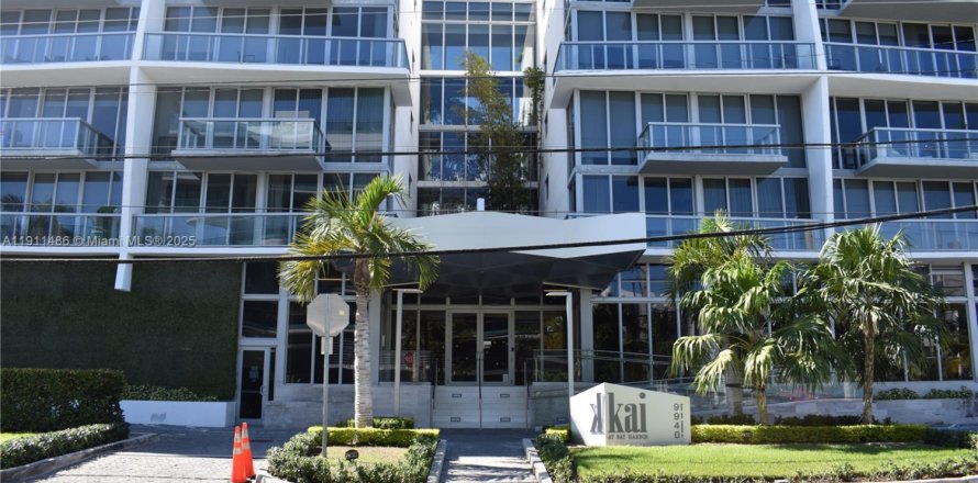 Condo à Bay Harbor Islands, Floride, 2 chambres № 1970963