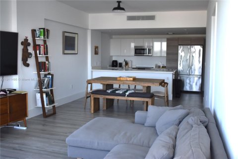 Copropriété à louer à Bay Harbor Islands, Floride: 2 chambres, 118.91 m2 № 1970963 - photo 11