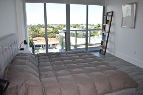 Copropriété à louer à Bay Harbor Islands, Floride: 2 chambres, 118.91 m2 № 1970963 - photo 21