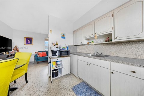 Immobilier commercial à vendre à Miami, Floride № 2171324 - photo 23