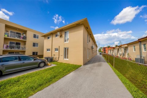 Immobilier commercial à vendre à Miami, Floride № 2171324 - photo 7