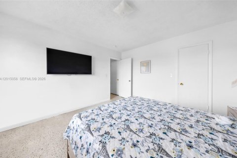 Immobilier commercial à vendre à Miami, Floride № 2171324 - photo 30