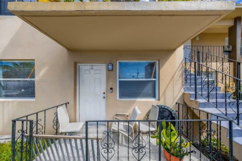 Immobilier commercial à vendre à Miami, Floride № 2171324 - photo 3