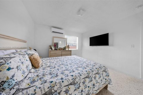 Immobilier commercial à vendre à Miami, Floride № 2171324 - photo 28