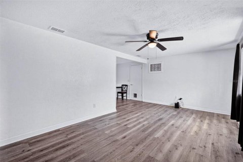 Casa en venta en Holiday, Florida, 2 dormitorios, 78.78 m2 № 1881223 - foto 11