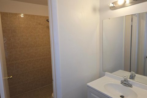 Villa ou maison à louer à Margate, Floride: 2 chambres, 109.07 m2 № 2431341 - photo 17