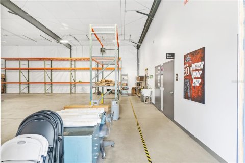 Снять в аренду коммерческую недвижимость в Тампа, Флорида 371.61м2, № 1844824 - фото 11