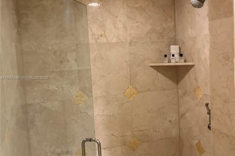Hotel in Fort Lauderdale, Florida 1 bedroom, 91.97 sq.m. № 2089262 - photo 14
