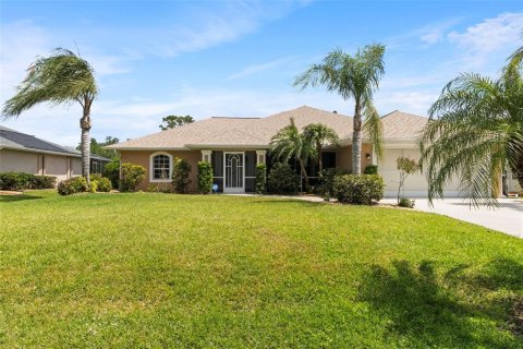 House in North Port, Florida 3 bedrooms, 154.87 sq.m. № 1622651 - photo 3