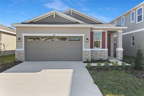 House in Umatilla, Florida 3 bedrooms, 158.58 sq.m. № 2142979 - photo 2