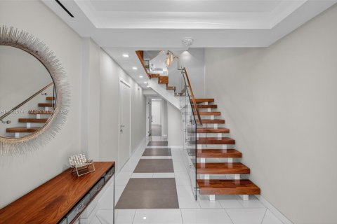 Copropriété à vendre à Hillsboro Beach, Floride: 3 chambres, 264.21 m2 № 1979112 - photo 5