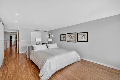 Copropriété à vendre à Hillsboro Beach, Floride: 3 chambres, 264.21 m2 № 1979112 - photo 26