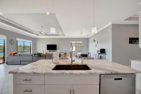 Villa ou maison à vendre à Sarasota, Floride: 3 chambres, 224.92 m2 № 2413740 - photo 27