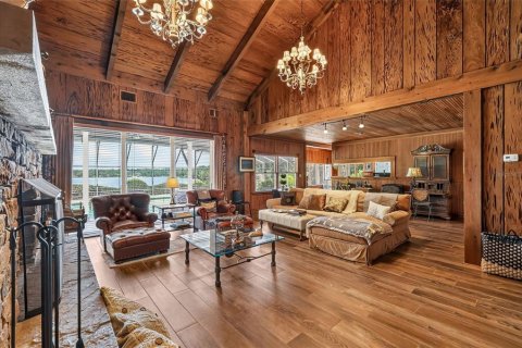 Купить виллу или дом в Юстис, Флорида 13 комнат, 303.88м2, № 2211334 - фото 13