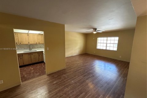 Condominio en venta en Deerfield Beach, Florida, 2 dormitorios, 86.96 m2 № 1963547 - foto 3