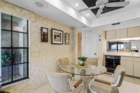Condo in Altamonte Springs, Florida, 2 bedrooms  № 1734767 - photo 23