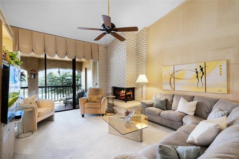 Condo in Altamonte Springs, Florida, 2 bedrooms  № 1734767 - photo 13