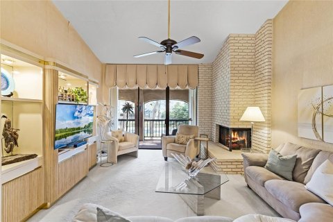 Condo in Altamonte Springs, Florida, 2 bedrooms  № 1734767 - photo 8