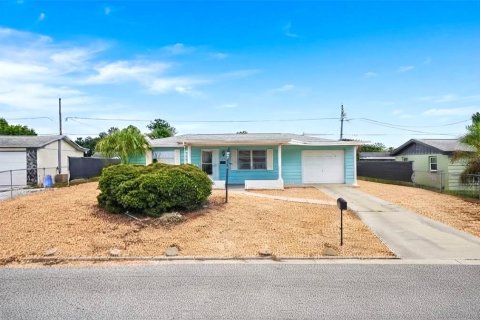 Villa ou maison à Holiday, Floride 3 chambres, 91.04 m2 № 2308891
