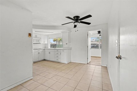 Villa ou maison à vendre à Holiday, Floride: 3 chambres, 91.04 m2 № 2308891 - photo 10