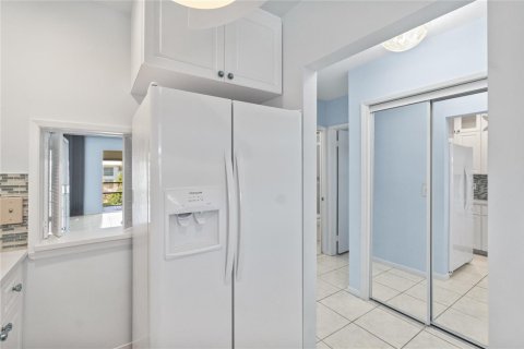 Condominio en venta en Pompano Beach, Florida, 2 dormitorios, 92.16 m2 № 2081865 - foto 12