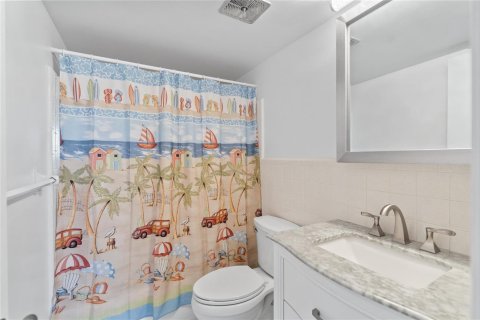 Condominio en venta en Pompano Beach, Florida, 2 dormitorios, 92.16 m2 № 2081865 - foto 22