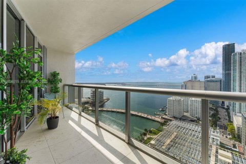 Condominio en venta en Miami, Florida, 1 dormitorio, 96.15 m2 № 2176295 - foto 16
