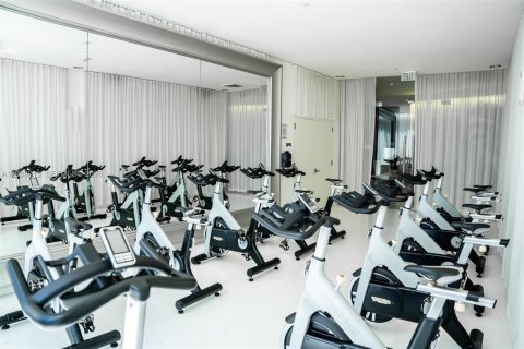Condominio en venta en Miami, Florida, 1 dormitorio, 96.15 m2 № 2176295 - foto 22