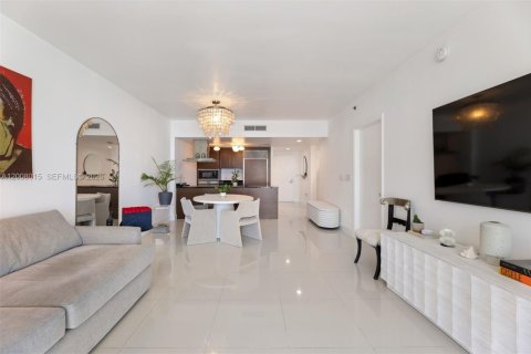 Condominio en venta en Miami, Florida, 1 dormitorio, 96.15 m2 № 2176295 - foto 10