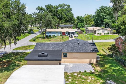 Casa en venta en Fruitland Park, Florida, 3 dormitorios, 156.17 m2 № 2199385 - foto 7