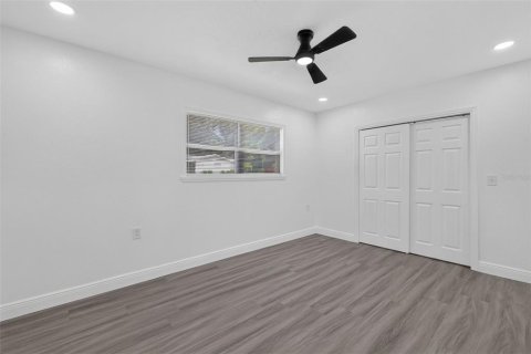 Casa en venta en Fruitland Park, Florida, 3 dormitorios, 156.17 m2 № 2199385 - foto 29