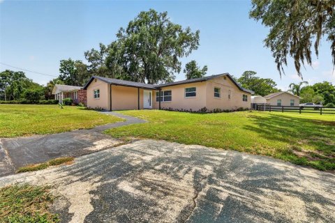 Casa en venta en Fruitland Park, Florida, 3 dormitorios, 156.17 m2 № 2199385 - foto 8