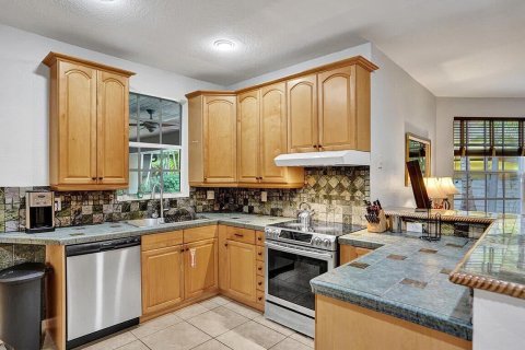 Casa en venta en Fort Lauderdale, Florida, 4 dormitorios, 198.9 m2 № 2083198 - foto 5