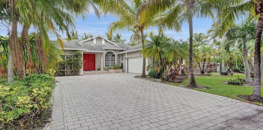 Casa en Fort Lauderdale, Florida 4 dormitorios, 198.9 m2 № 2083198