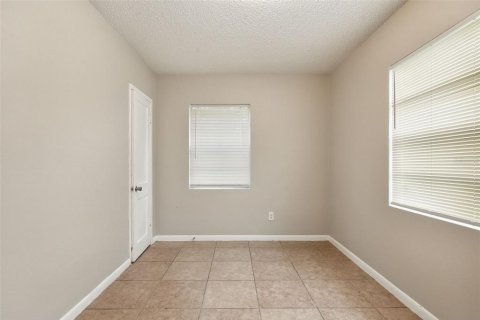 House in Orlando, Florida 3 bedrooms, 171.4 sq.m. № 2419186 - photo 20