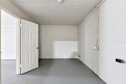 House in Orlando, Florida 3 bedrooms, 171.4 sq.m. № 2419186 - photo 26