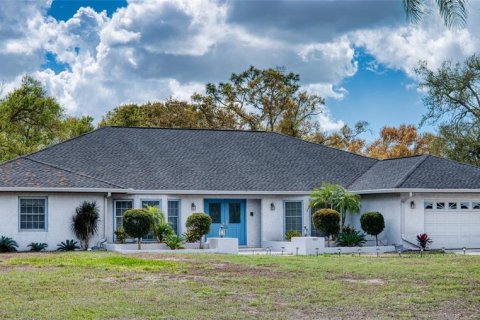 House in Sarasota, Florida 4 bedrooms, 301 sq.m. № 2119761