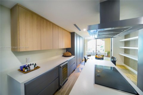 Condo in Key Biscayne, Florida, 3 bedrooms  № 1865754 - photo 12