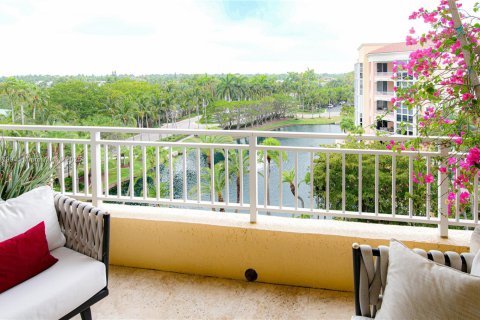 Condo in Key Biscayne, Florida, 3 bedrooms  № 1865754 - photo 17
