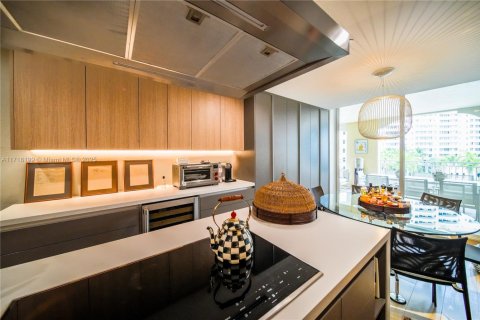Condo in Key Biscayne, Florida, 3 bedrooms  № 1865754 - photo 10