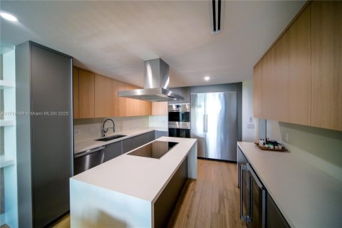 Condo in Key Biscayne, Florida, 3 bedrooms  № 1865754 - photo 6