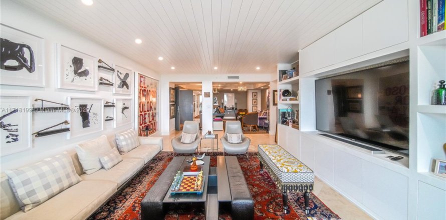Condo in Key Biscayne, Florida, 3 bedrooms  № 1865754