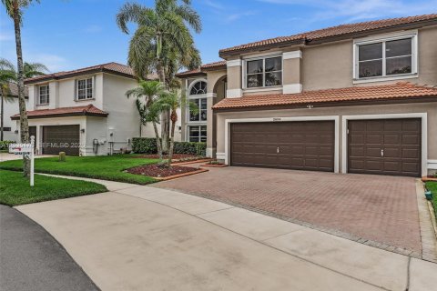 Villa ou maison à vendre à Miramar, Floride: 5 chambres, 313.82 m2 № 2084865 - photo 2