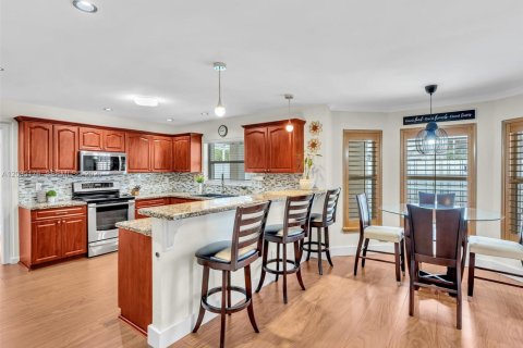 Villa ou maison à vendre à Miramar, Floride: 5 chambres, 313.82 m2 № 2084865 - photo 12