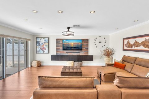Villa ou maison à vendre à Miramar, Floride: 5 chambres, 313.82 m2 № 2084865 - photo 15