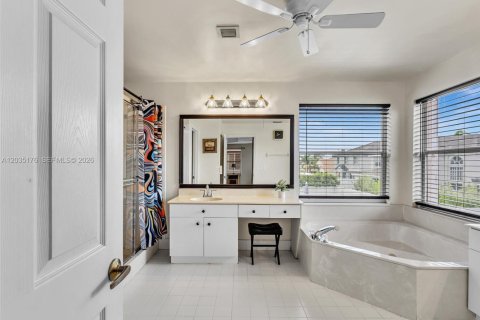 Villa ou maison à vendre à Miramar, Floride: 5 chambres, 313.82 m2 № 2084865 - photo 28