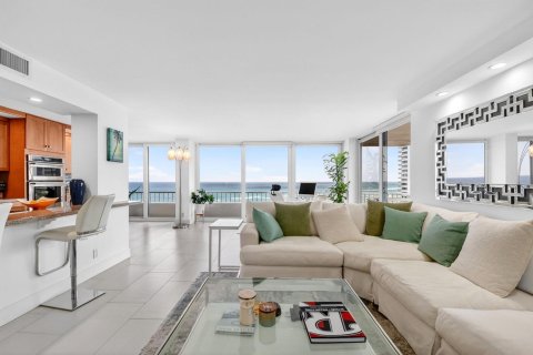 Condominio en venta en Riviera Beach, Florida, 2 dormitorios, 133.31 m2 № 2146780 - foto 3