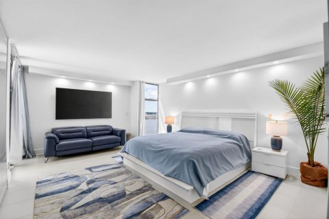 Condominio en venta en Riviera Beach, Florida, 2 dormitorios, 133.31 m2 № 2146780 - foto 12